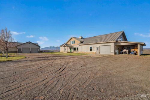 2195 Kilborn Ln, Mesa, ID, 83643-5011 | Card Image