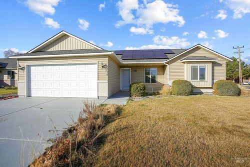 316 Watchmaker St, Twin Falls, ID, 83301-4993 | Card Image