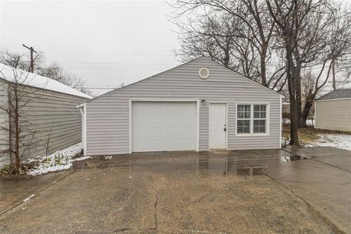 2321 Nw 33rd St, Oklahoma City, OK, 73112-7821 | Card Image