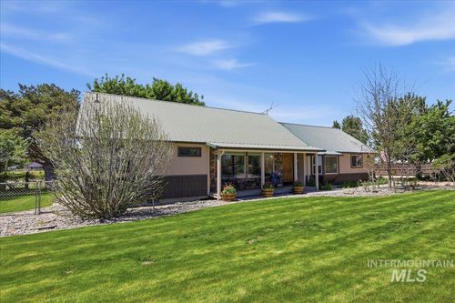 18105 Plum Rd, Caldwell, ID, 83607-1157 | Card Image