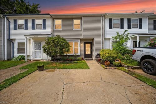 3237 Scarborough Way, Virginia Beach, VA, 23453 | Card Image