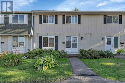 f-1516 Beaverpond Dr, Gloucester, ON, K1B3R9 | Card Image