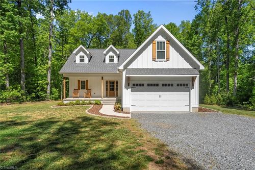 168 Hunters Glen Dr, Summerfield, NC, 27358-8163 | Card Image