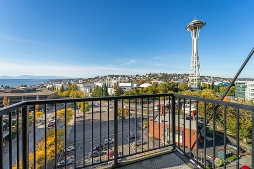 1002-2720 3rd Ave, Seattle, WA, 98121-2261 | Card Image