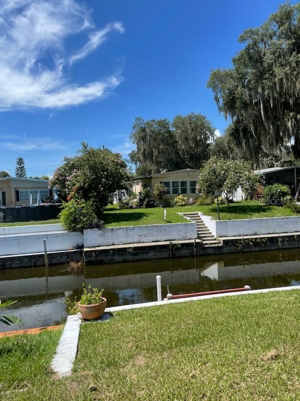 Somerton Ct, Jacksonville, FL 32210