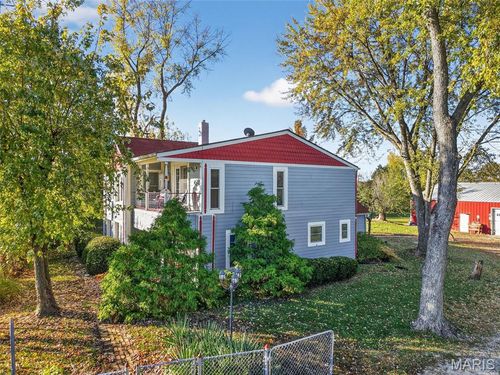 283 Highway W, Foristell, MO, 63348-1102 | Card Image