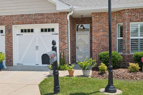 805 Cedarstone Way, Nashville, TN, 37214-2556 | Card Image