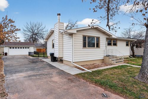 3810 Minnekahta Dr, Rapid City, SD, 57702-3258 | Card Image