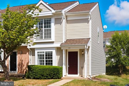 153 Edinburgh Sq, STERLING, VA, 20164-3242 | Card Image