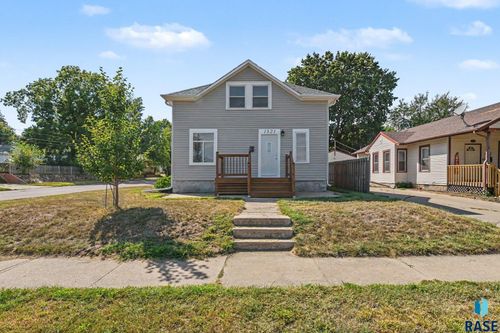1521 S Spring Ave Avenue, Sioux Falls, SD, 57105 | Card Image