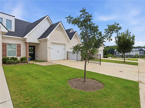 545 Cloverdale Dr, AUBURN, AL, 36830-4409 | Card Image