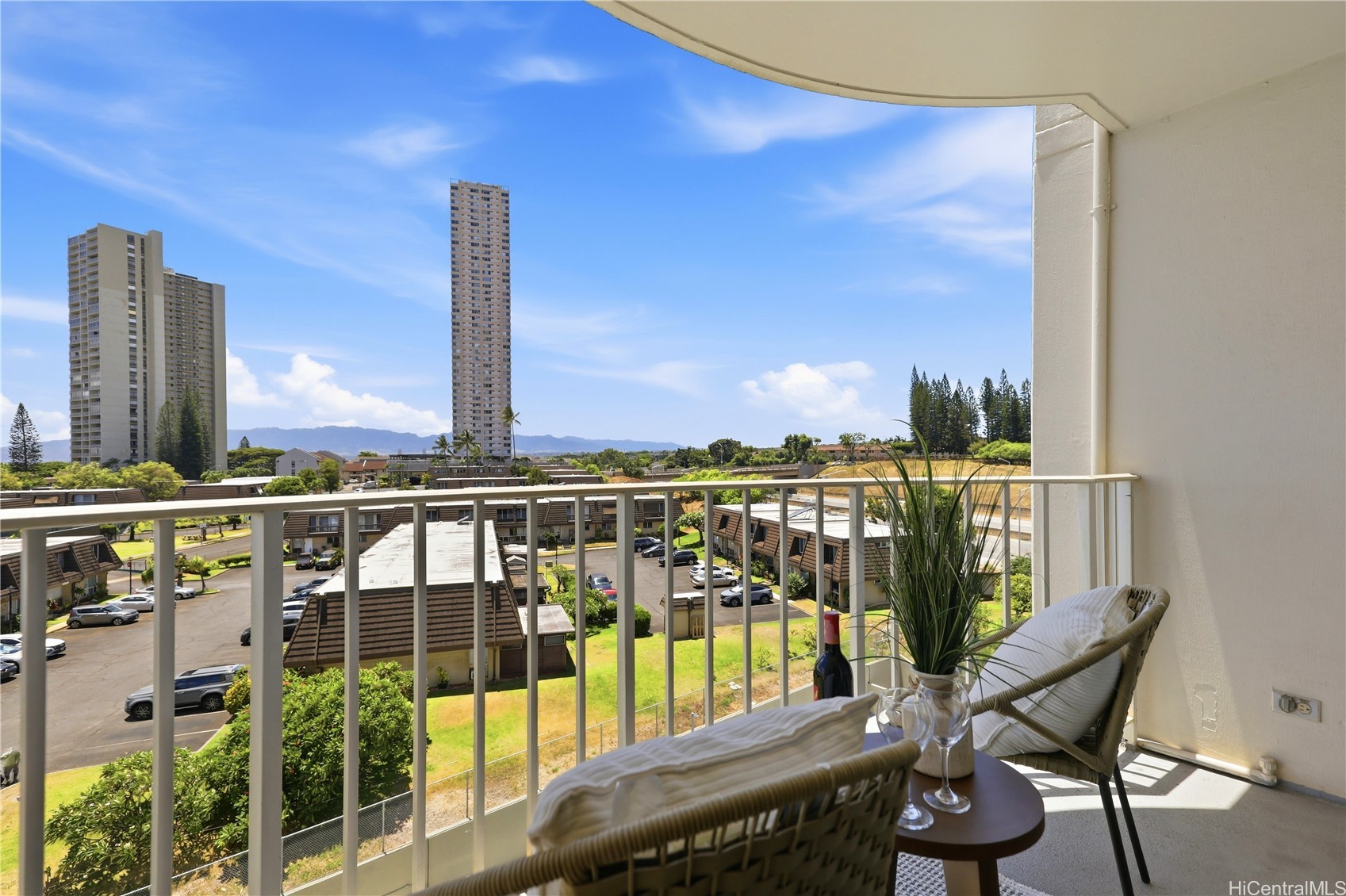 Residential in Aiea 2