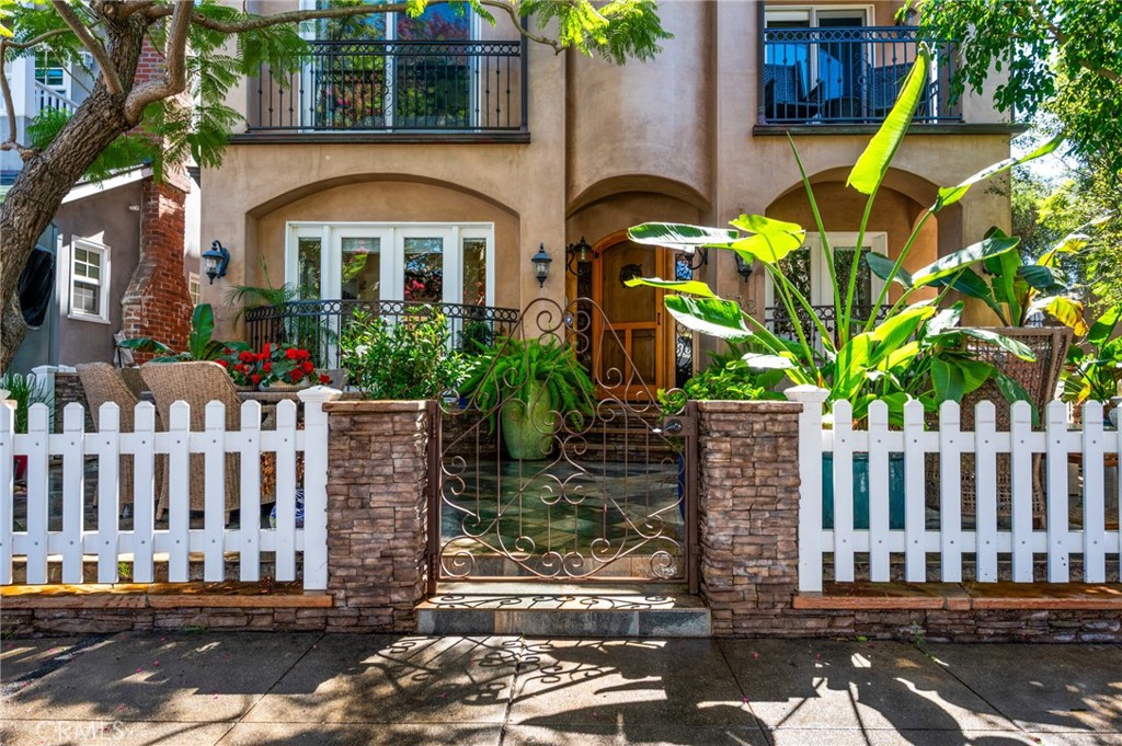 Residential in Long Beach 2
