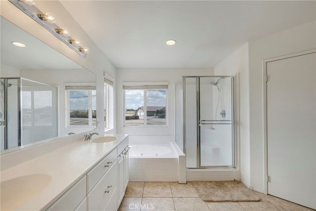 13324 Morningside St, House other with 4 bedrooms, 3 bathrooms and 2 parking in Hesperia CA | Image 53