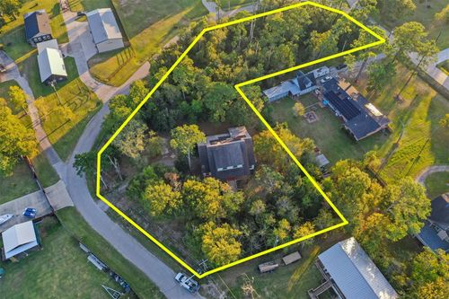 4510 Linninger Ln, Dickinson, TX, 77539-7608 | Card Image