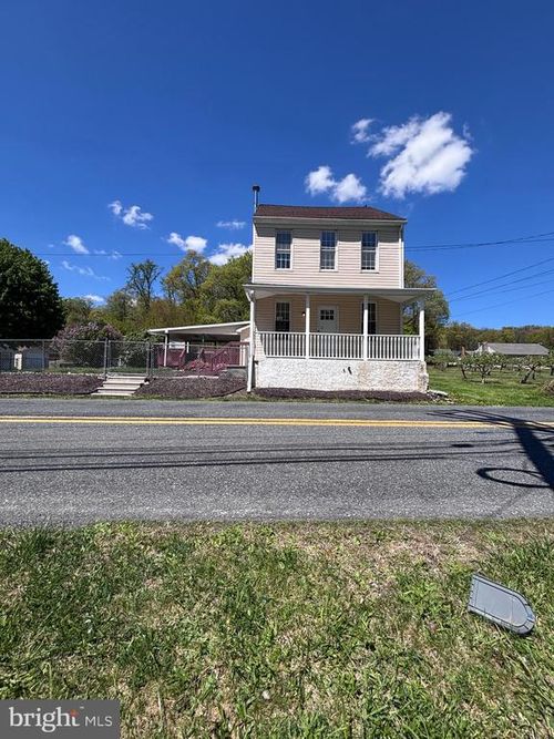 122 Skyline Dr, READING, PA, 19606-8531 | Card Image