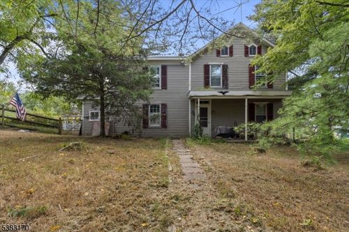 33 Gravel Hill Rd, Asbury, NJ, 08802-1345 | Card Image