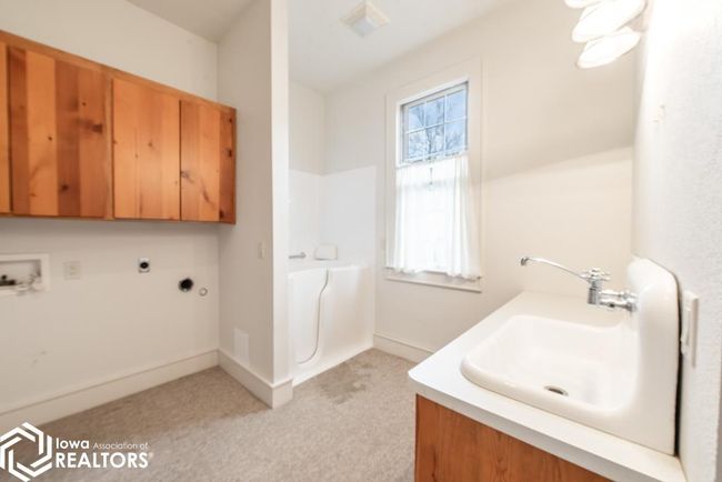104 W North St, House other with 2 bedrooms, 2 bathrooms and null parking in Bloomfield IA | Image 8