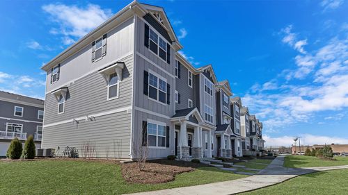 551 Yosemite Way, Mundelein, IL, 60060-3772 | Card Image