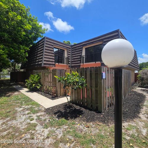 4014 Vista Oaks Cir Ne, Palm Bay, FL, 32905-3105 | Card Image