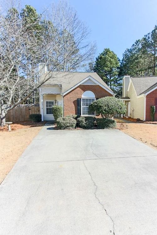 2733 General Schwarzkopf Ct Nw, Kennesaw, GA, 30152-6030 | Card Image