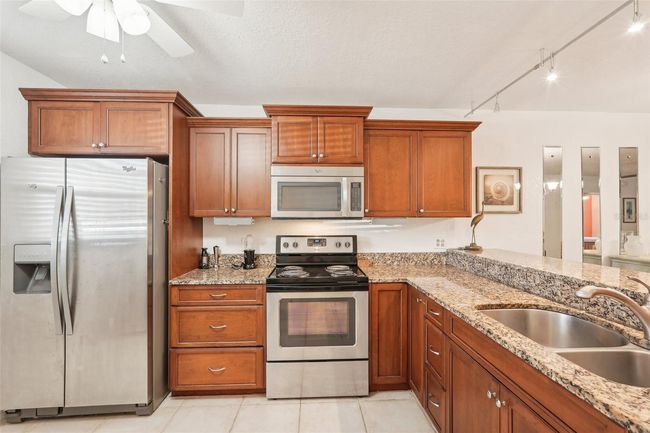 APT-717 - 175 Kings Hwy, Condo with 2 bedrooms, 2 bathrooms and null parking in PUNTA GORDA FL | Image 7