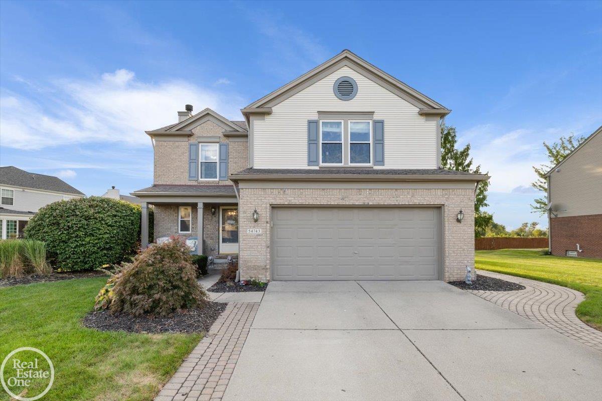 Isle Royale Ave, Macomb, MI 48042