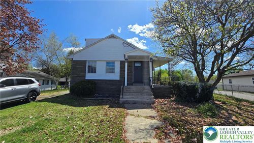1126 Charles St, Luzerne, PA, 18709 | Card Image