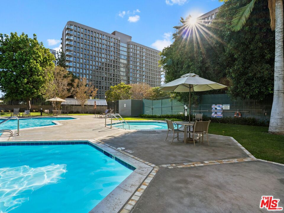 Residential in Los Angeles 4