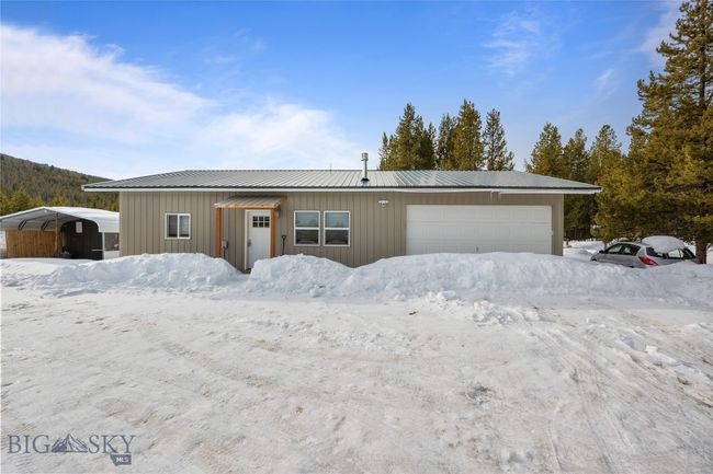 1 Bedroom Apartment/Garage | Image 36