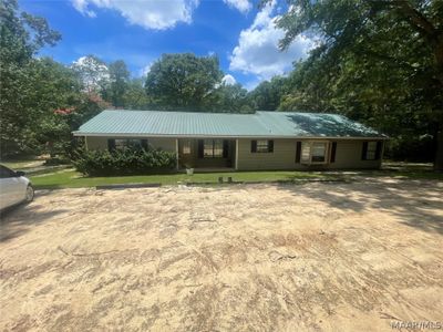 168 County Road 1173, House other with 4 bedrooms, 2 bathrooms and null parking in Troy AL | Image 1