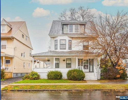 736 Lake St, Newark, NJ, 07104-2218 | Card Image