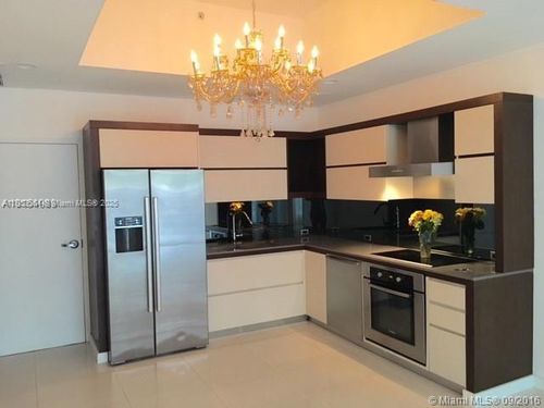 apt-103-2100 Park Ave, Miami Beach, FL, 33139-1754 | Card Image