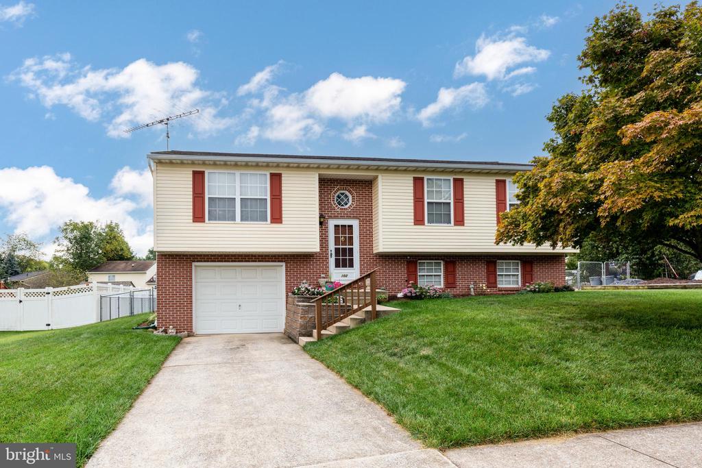 George St, Taneytown, MD 21787