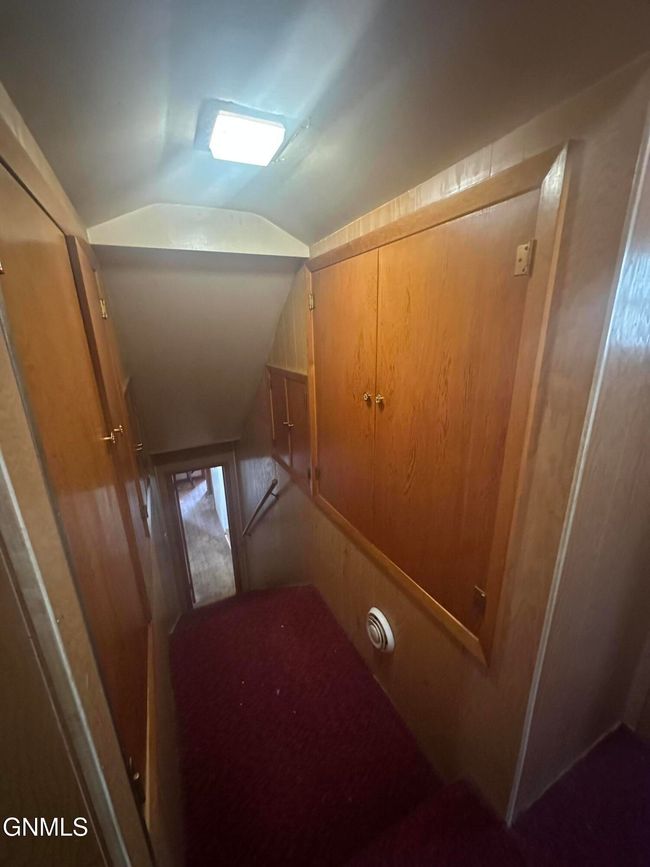 10185 99 Th St Se, House other with 5 bedrooms, 3 bathrooms and null parking in Oakes ND | Image 26