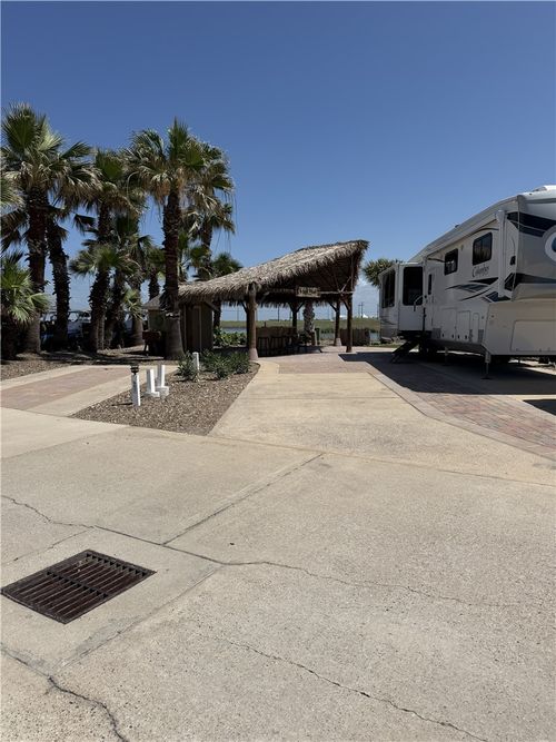 5601 State Highway 361, Port Aransas, TX, 78373-4840 | Card Image