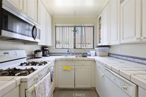 13447 1/4 Village Dr, Cerritos, CA, 90703-2363 | Card Image