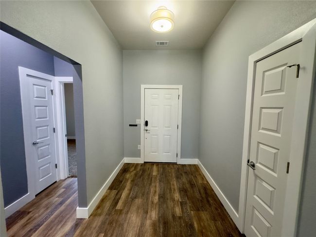 1520 Hunters Rd, House other with 3 bedrooms, 2 bathrooms and null parking in Lockhart TX | Image 5