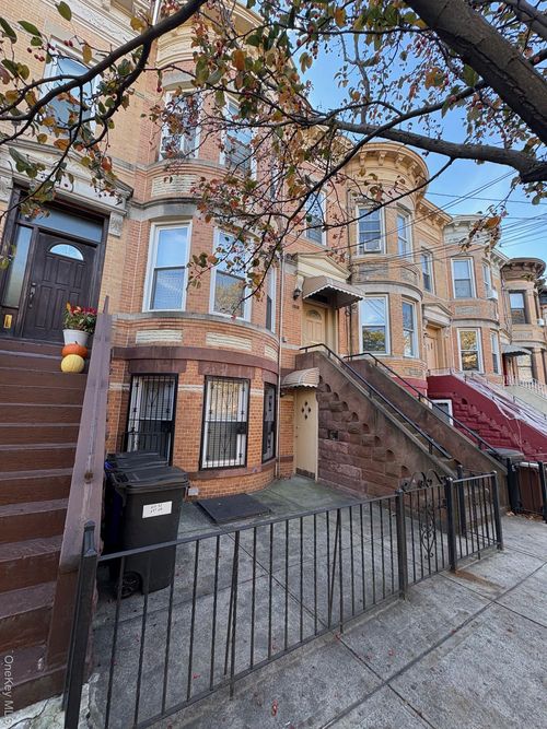 6092 69th Ave, Ridgewood, NY, 11385-5154 | Card Image