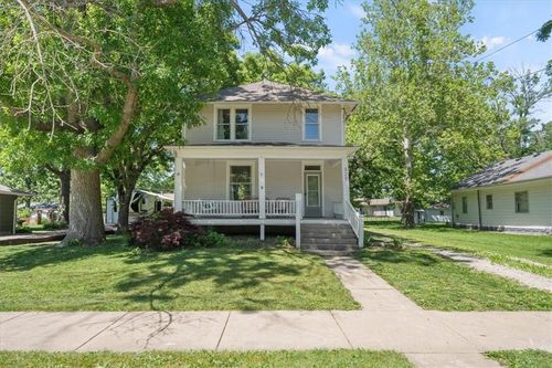 329 W 3rd St, Wellsville, KS, 66092-8305 | Card Image