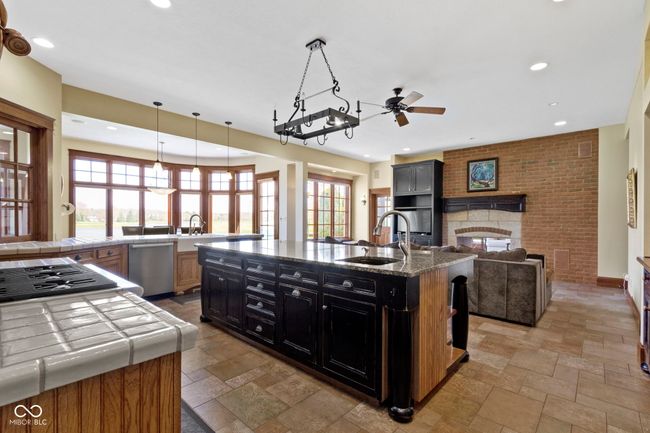 12010 Landover Ln, House other with 7 bedrooms, 7 bathrooms and null parking in Fishers IN | Image 6