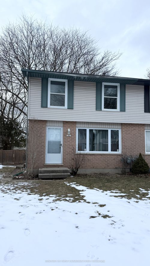 212 Brunswick Cres, London, ON, N6G3L2 | Card Image