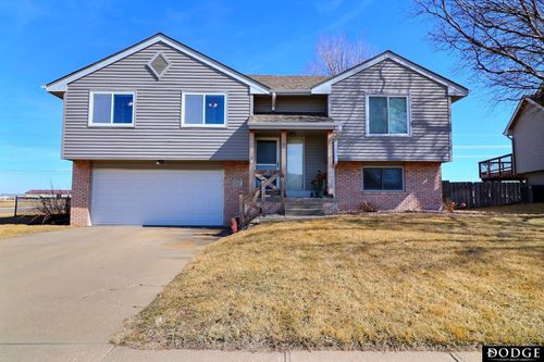 908 Sheridan St, Fremont, NE, 68025-6211 | Card Image