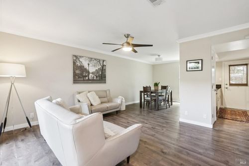 141 Roundtree Boulevard, San Rafael, CA, 94903 | Card Image