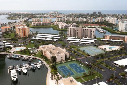 302-7910 Sun Island Dr S, South Pasadena, FL, 33707-4452 | Card Image