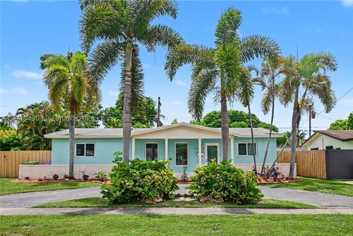 301 Sw 65th Ave, Pembroke Pines, FL, 33023-1248 | Card Image