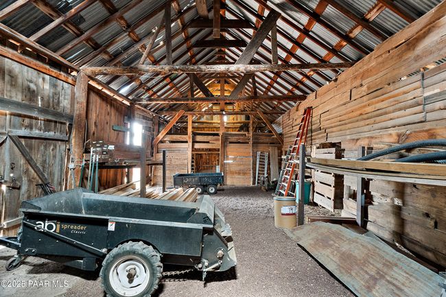 1800s Barn | Image 98