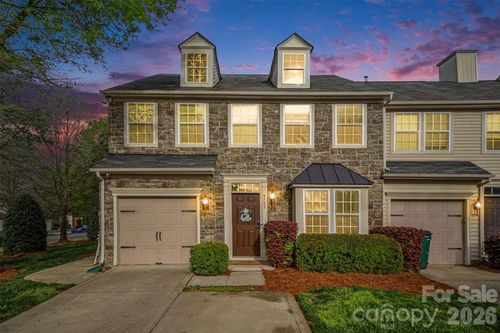 5705 Mossdale Ln, Charlotte, NC, 28278-2000 | Card Image