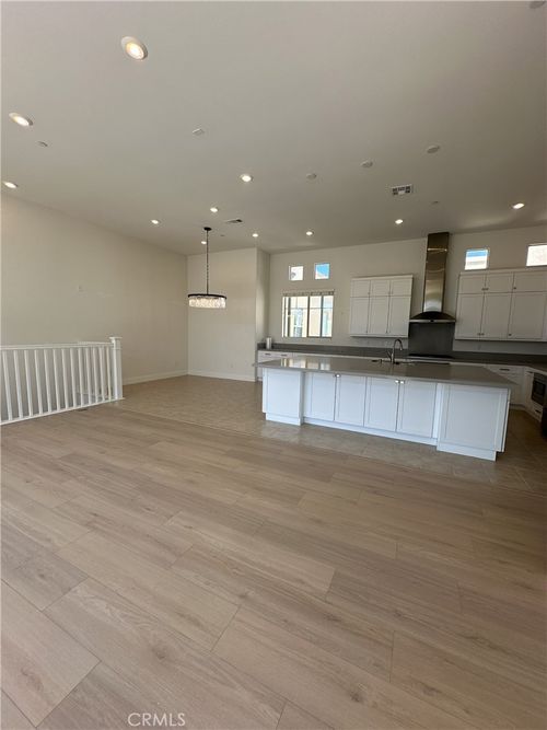 139 Terrapin, Irvine, CA, 92618-0854 | Card Image