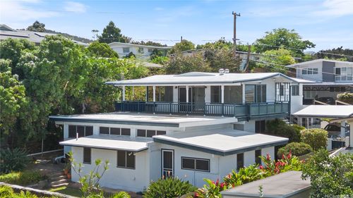 1554 Ala Amoamo St, Honolulu, HI, 96819-1773 | Card Image
